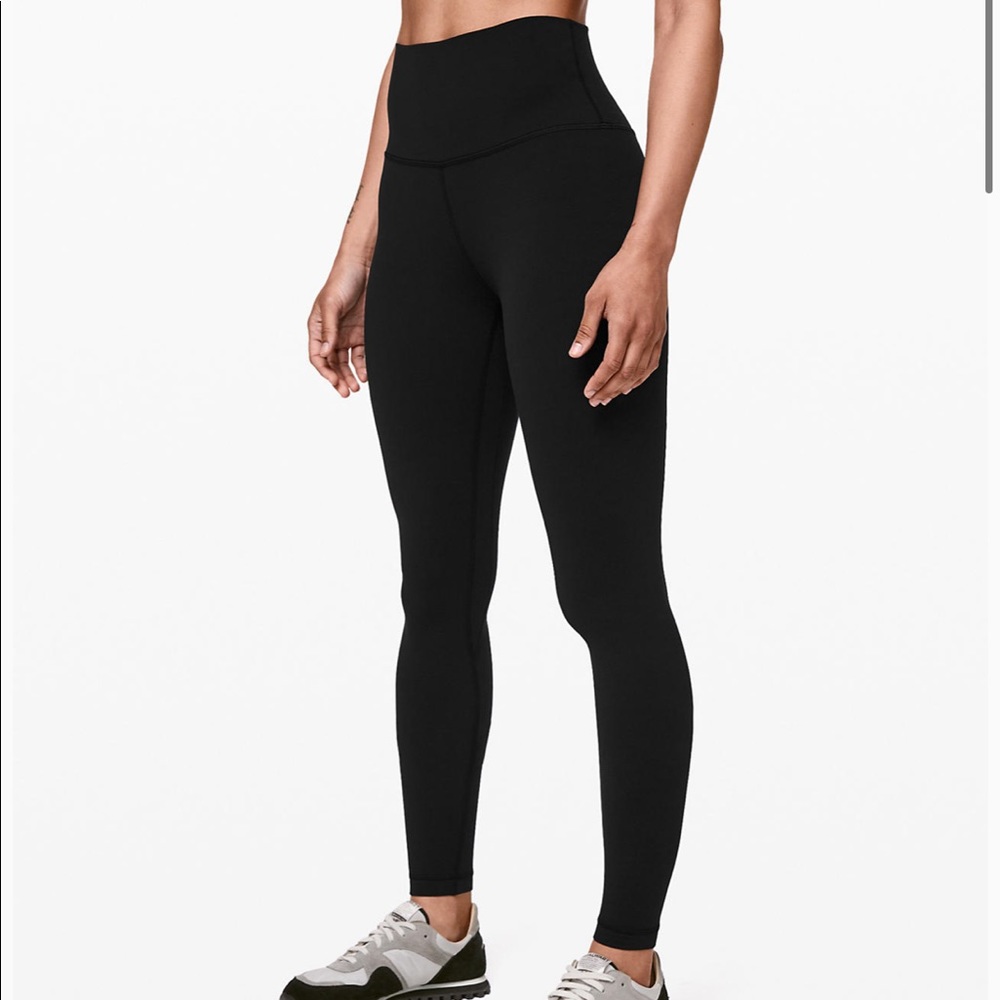 BRAND NEW LULU LEGGING!